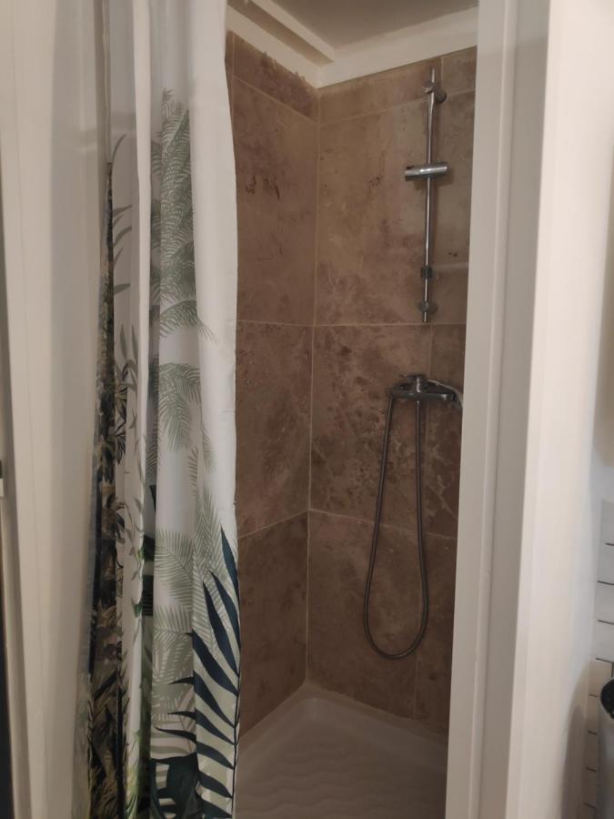 Maison 4 Personnes Caillac Esterno foto